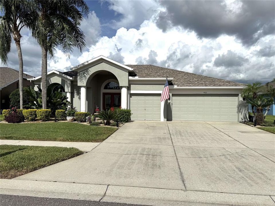 For Sale: $499,990 (4 beds, 3 baths, 2407 Square Feet)