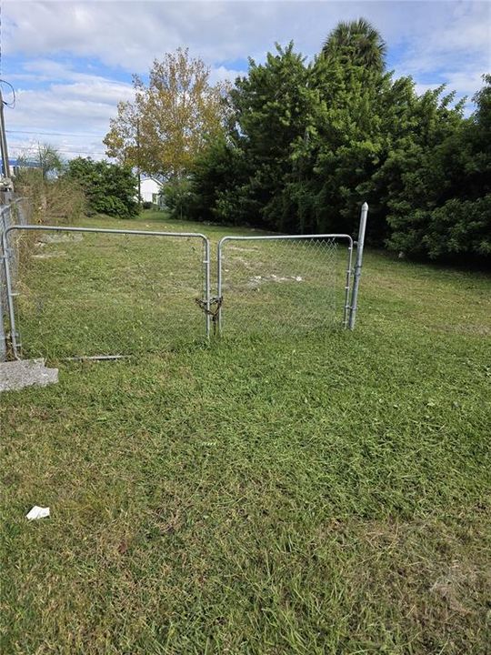 En Venta: $39,999 (0.08 acres)