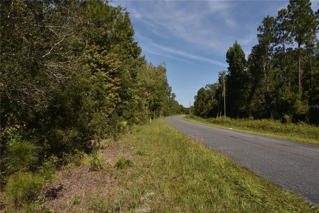 待售: $349,000 (49.52 acres)