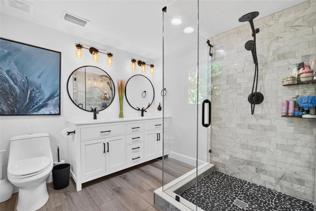 For Sale: $650,000 (3 beds, 2 baths, 1709 Square Feet)