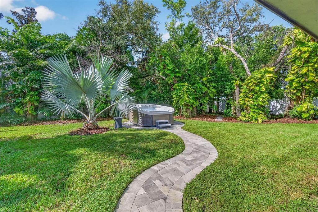 For Sale: $650,000 (3 beds, 2 baths, 1709 Square Feet)