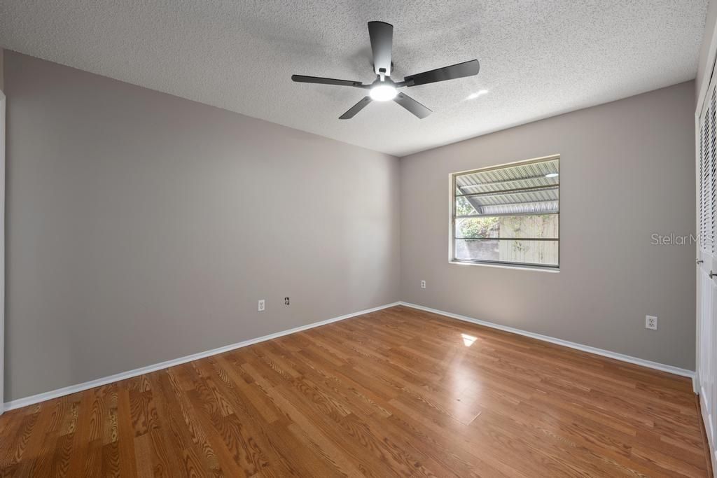 En Venta: $294,900 (3 camas, 2 baños, 1459 Pies cuadrados)