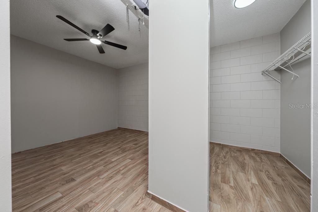 En Venta: $294,900 (3 camas, 2 baños, 1459 Pies cuadrados)