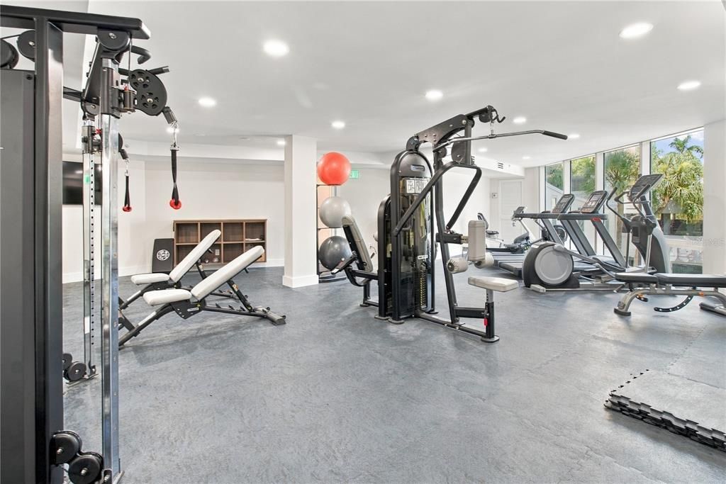 For Sale: $829,750 (2 beds, 2 baths, 1736 Square Feet)