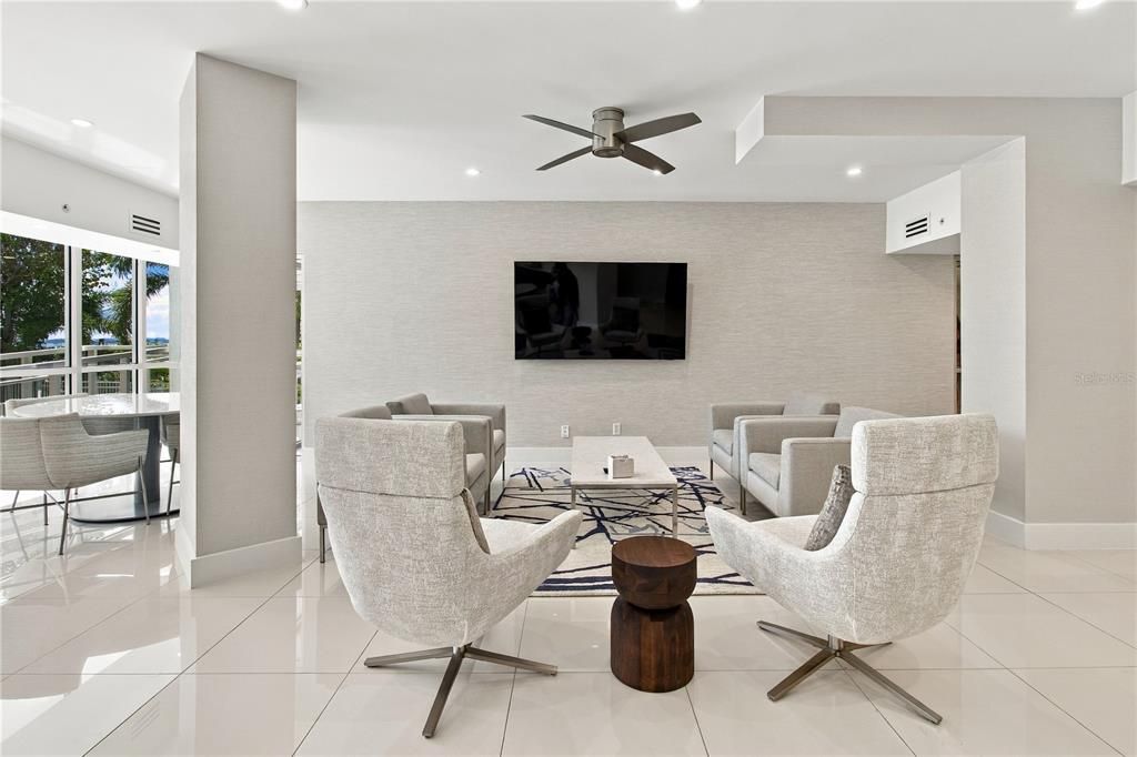 For Sale: $829,750 (2 beds, 2 baths, 1736 Square Feet)