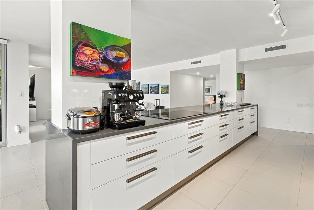 For Sale: $829,750 (2 beds, 2 baths, 1736 Square Feet)
