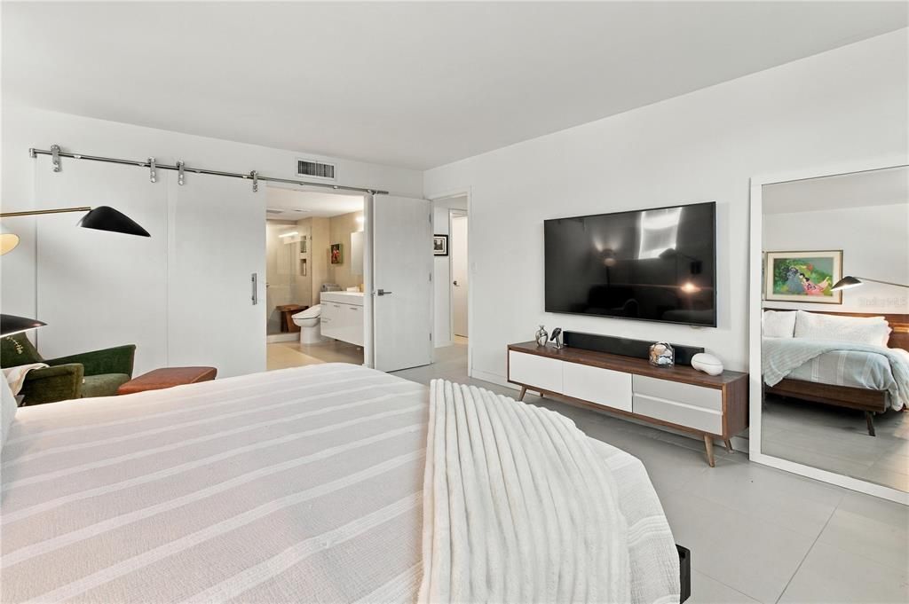 For Sale: $829,750 (2 beds, 2 baths, 1736 Square Feet)