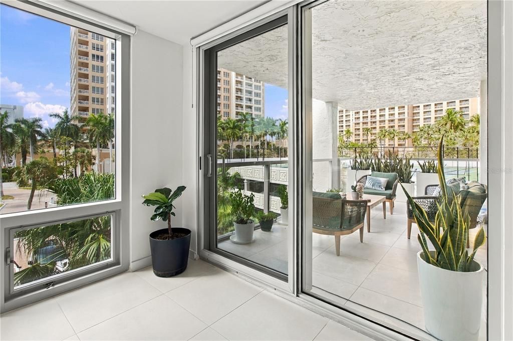 For Sale: $829,750 (2 beds, 2 baths, 1736 Square Feet)