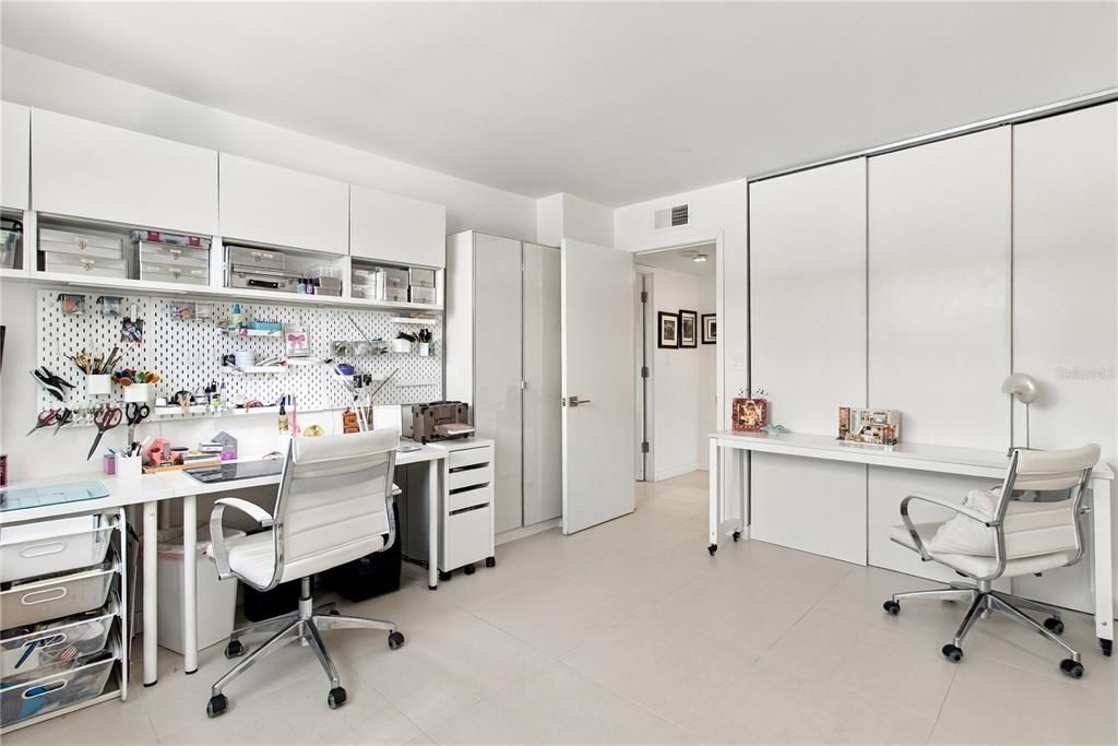 For Sale: $829,750 (2 beds, 2 baths, 1736 Square Feet)