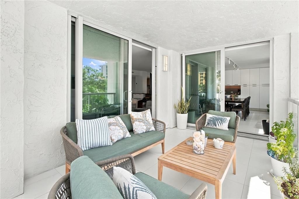 For Sale: $829,750 (2 beds, 2 baths, 1736 Square Feet)