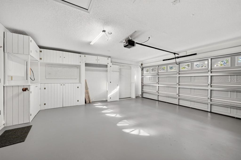 На продажу: $399,900 (3 спален, 2 ванн, 1417 Квадратных фут)