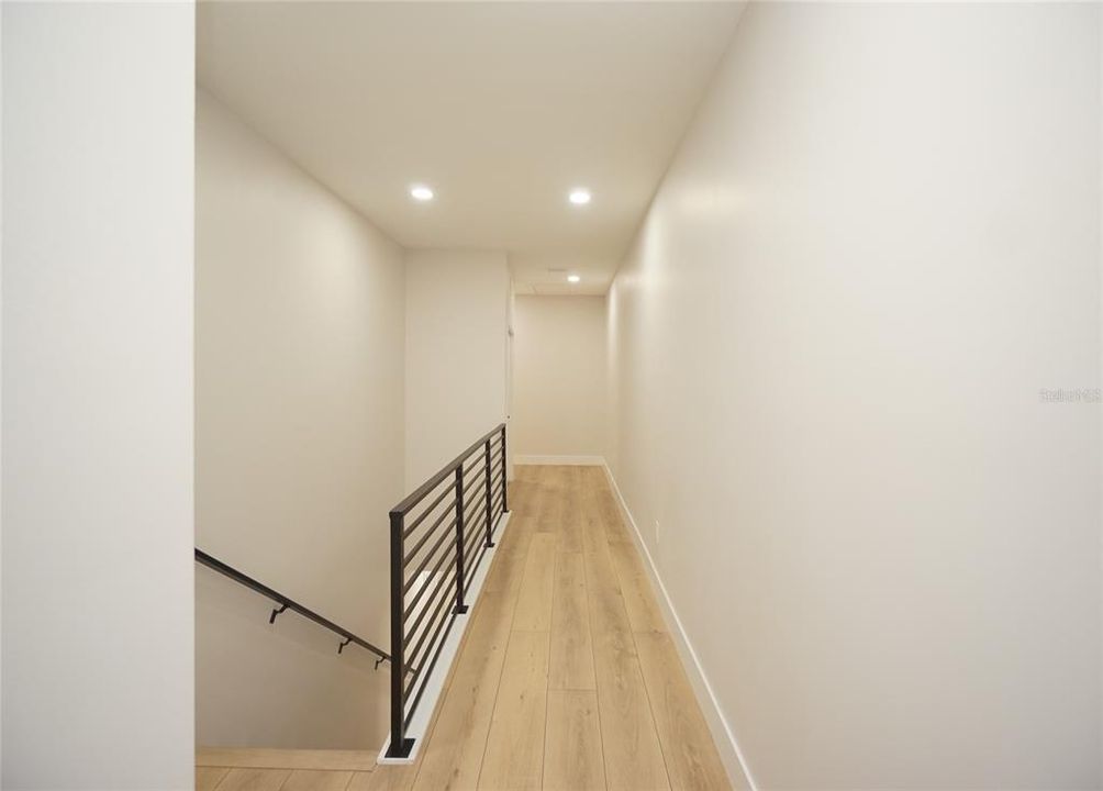 В аренду: $4,500 (3 спален, 2 ванн, 2299 Квадратных фут)