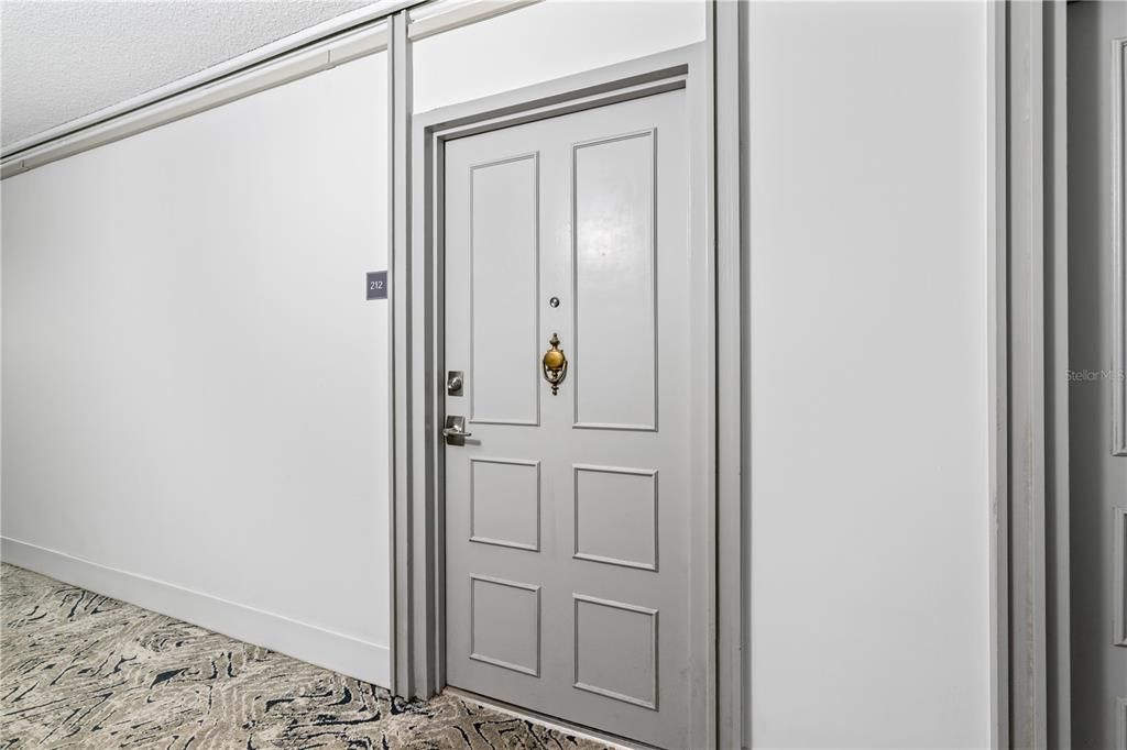 В аренду: $2,299 (1 спален, 1 ванн, 840 Квадратных фут)