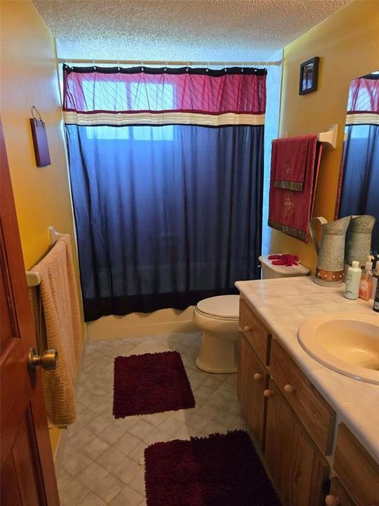 For Sale: $349,500 (3 beds, 3 baths, 2195 Square Feet)