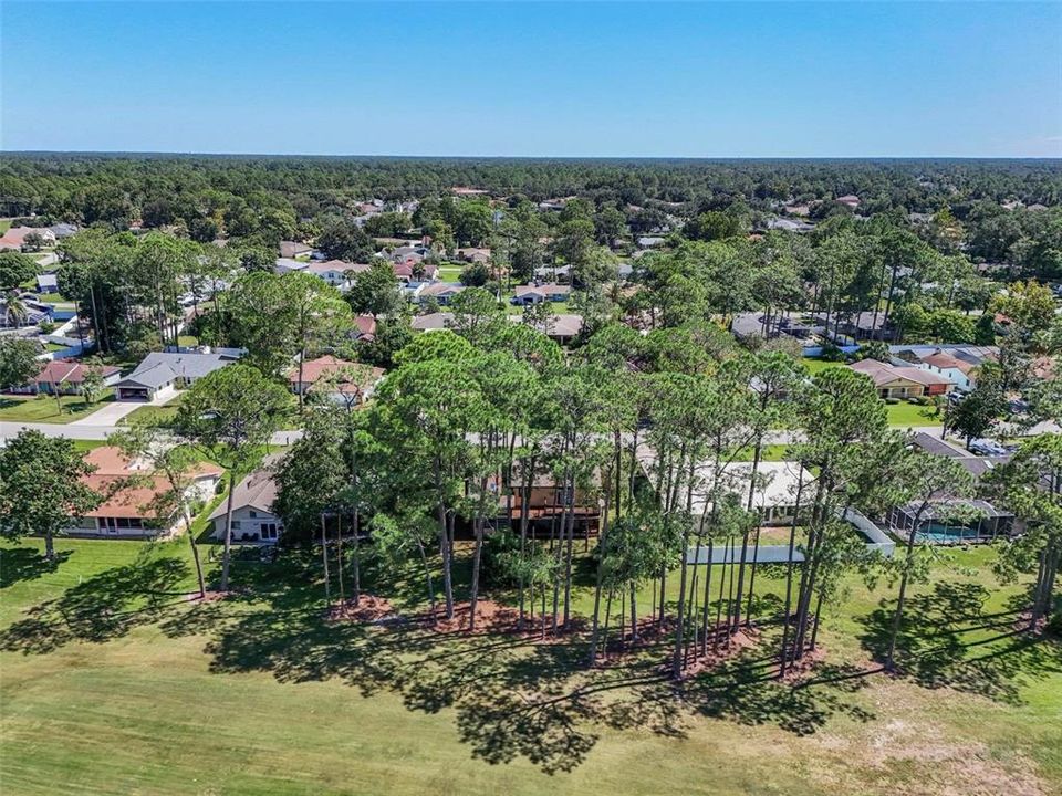 For Sale: $349,500 (3 beds, 3 baths, 2195 Square Feet)