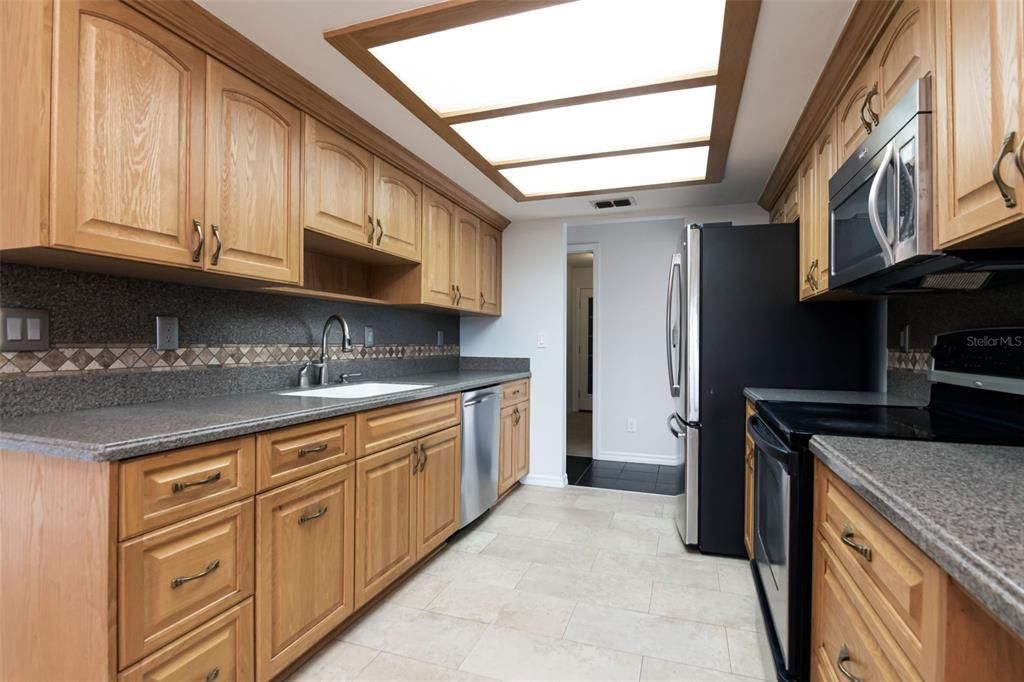 En Venta: $389,000 (3 camas, 2 baños, 1660 Pies cuadrados)
