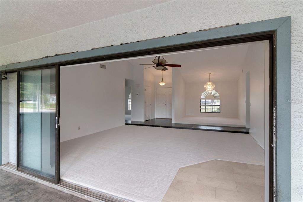 En Venta: $389,000 (3 camas, 2 baños, 1660 Pies cuadrados)