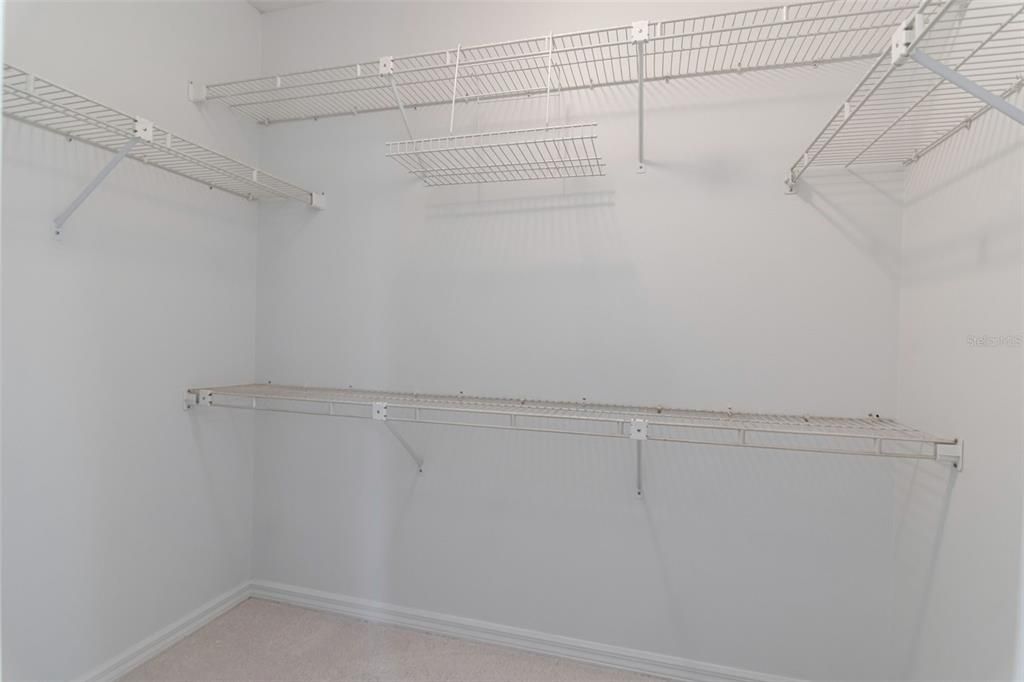 En Venta: $389,000 (3 camas, 2 baños, 1660 Pies cuadrados)