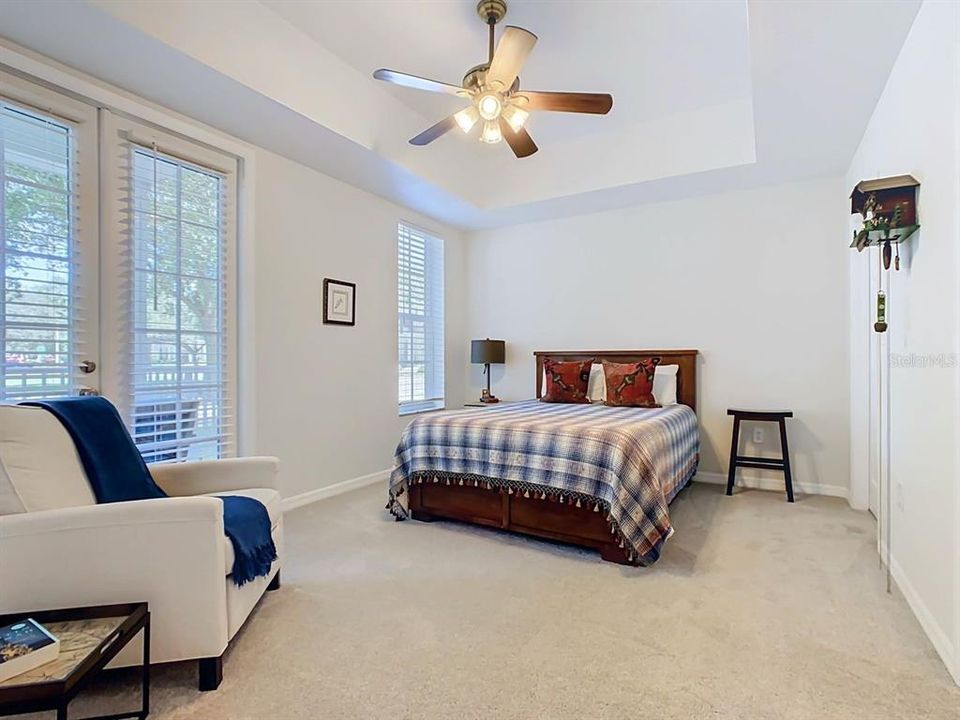 For Sale: $549,000 (3 beds, 2 baths, 1460 Square Feet)