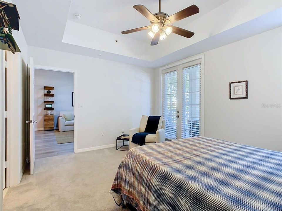 For Sale: $549,000 (3 beds, 2 baths, 1460 Square Feet)