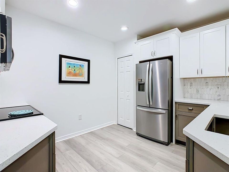 For Sale: $549,000 (3 beds, 2 baths, 1460 Square Feet)