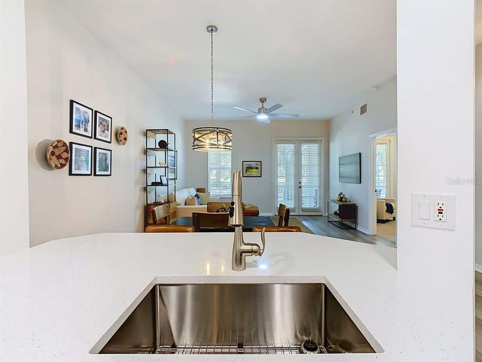 For Sale: $549,000 (3 beds, 2 baths, 1460 Square Feet)