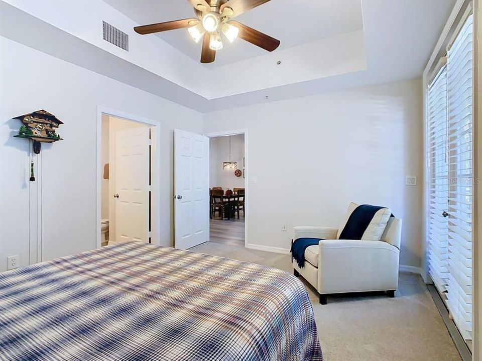 For Sale: $549,000 (3 beds, 2 baths, 1460 Square Feet)