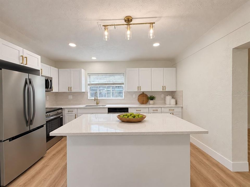: $574,900 (3 camas, 2 baños, 1466 Pies cuadrados)