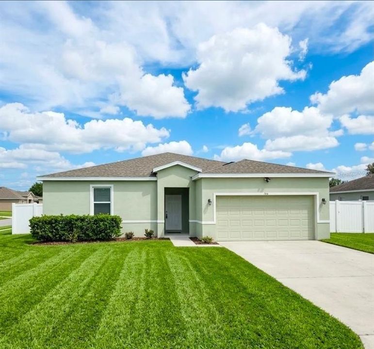 For Sale: $298,000 (4 beds, 2 baths, 1793 Square Feet)