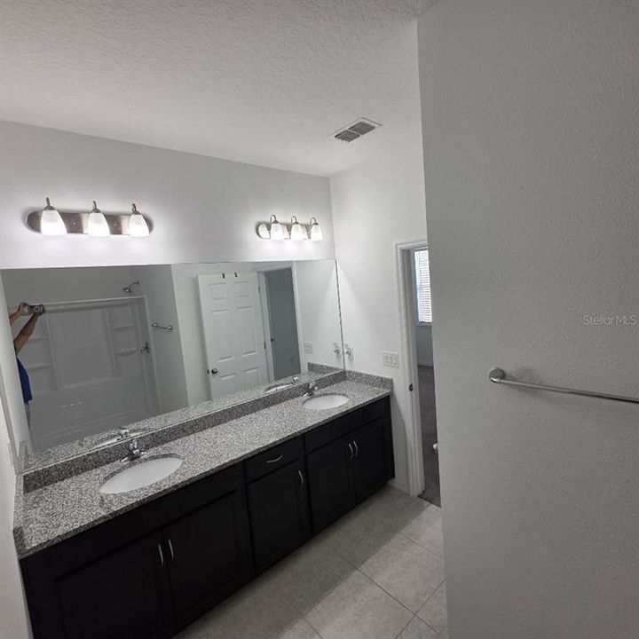 For Sale: $298,000 (4 beds, 2 baths, 1793 Square Feet)