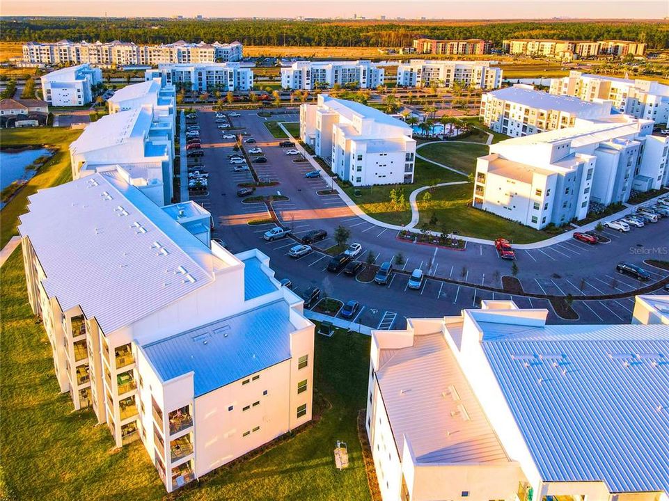 На продажу: $325,000 (2 спален, 2 ванн, 1126 Квадратных фут)