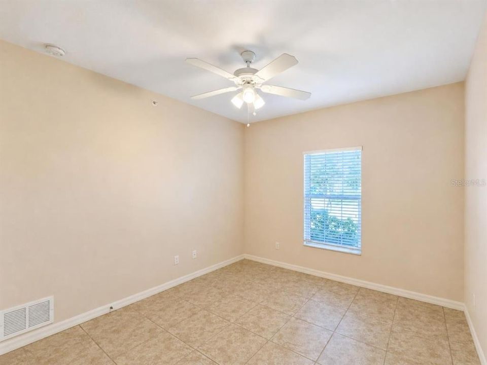 For Rent: $1,400 (2 beds, 2 baths, 1032 Square Feet)
