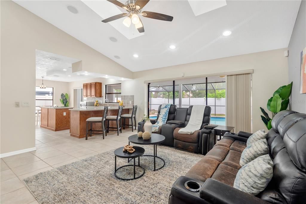 For Sale: $395,000 (4 beds, 2 baths, 2274 Square Feet)
