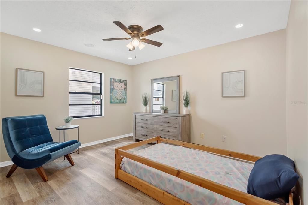 For Sale: $395,000 (4 beds, 2 baths, 2274 Square Feet)