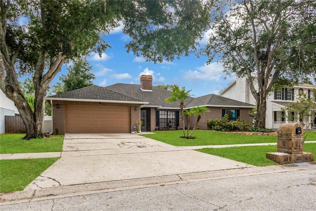 For Sale: $395,000 (4 beds, 2 baths, 2274 Square Feet)