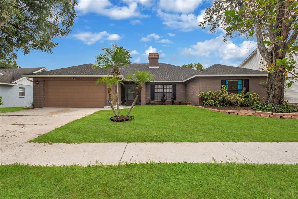 For Sale: $395,000 (4 beds, 2 baths, 2274 Square Feet)