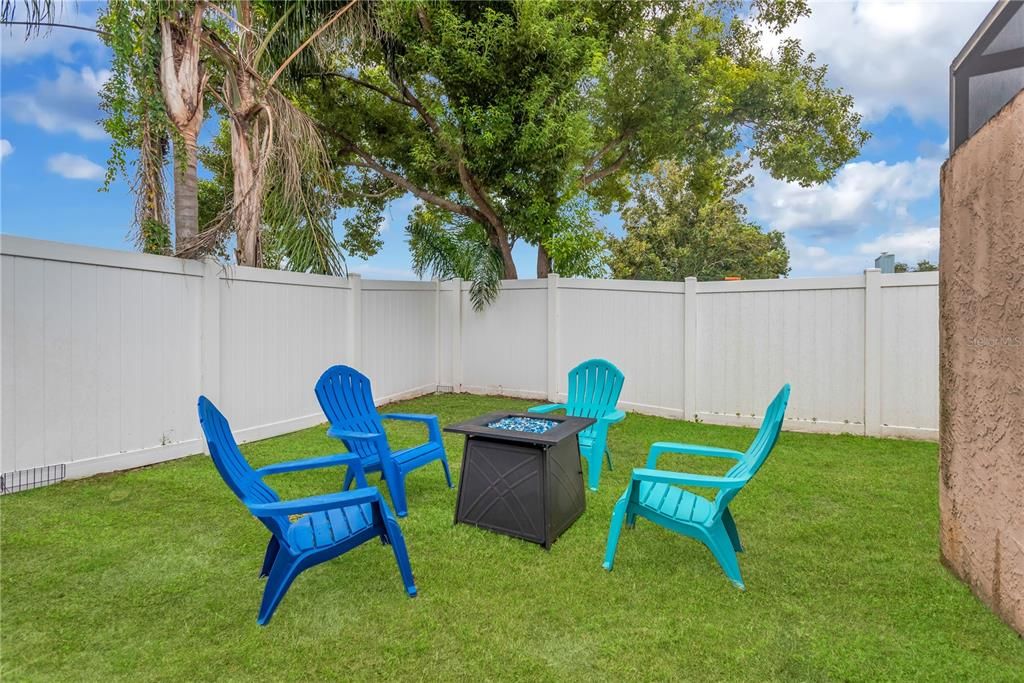 For Sale: $395,000 (4 beds, 2 baths, 2274 Square Feet)