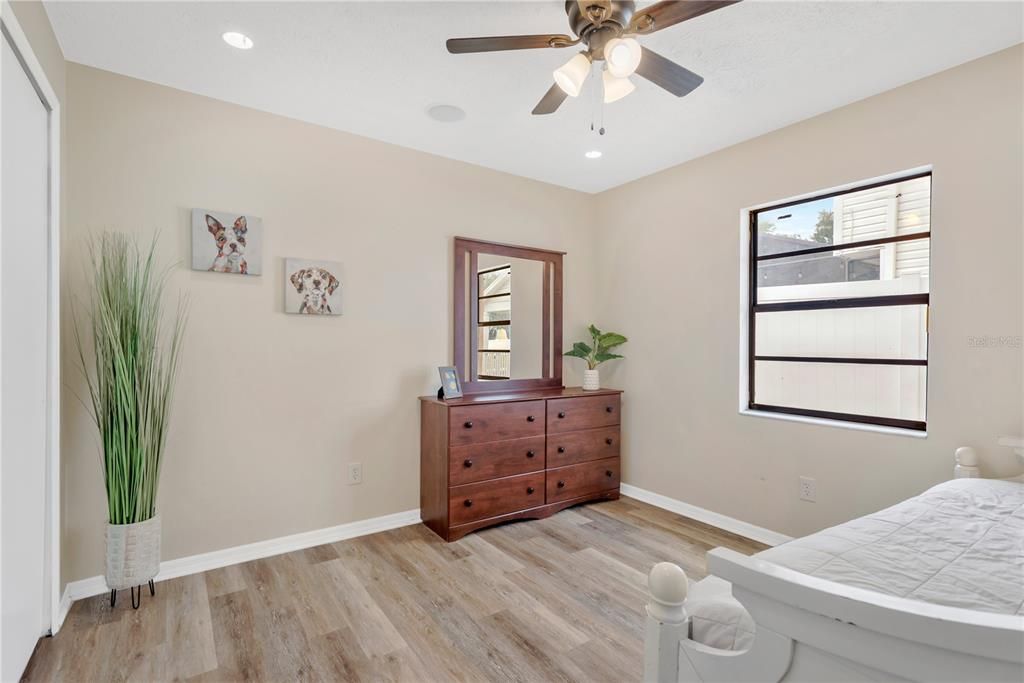 For Sale: $395,000 (4 beds, 2 baths, 2274 Square Feet)