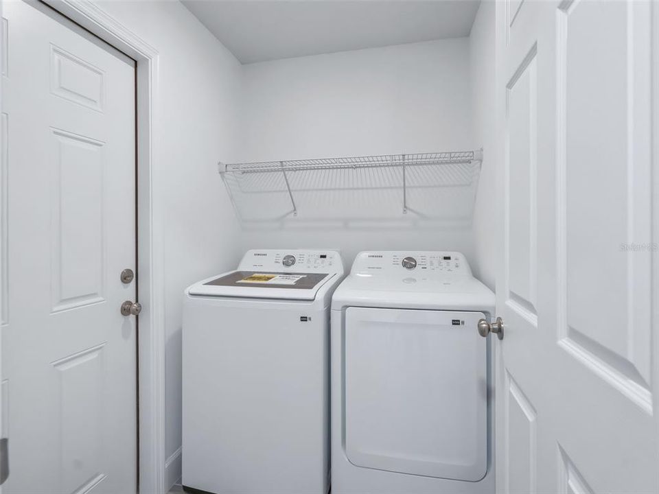 For Rent: $2,100 (3 beds, 2 baths, 1334 Square Feet)
