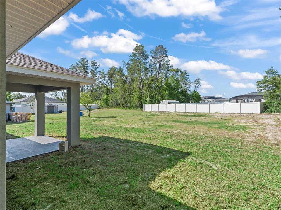For Rent: $2,100 (3 beds, 2 baths, 1334 Square Feet)