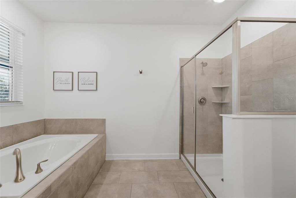 For Sale: $720,000 (9 beds, 5 baths, 4356 Square Feet)