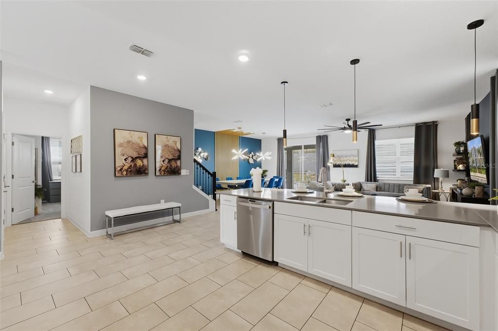 For Sale: $720,000 (9 beds, 5 baths, 4356 Square Feet)