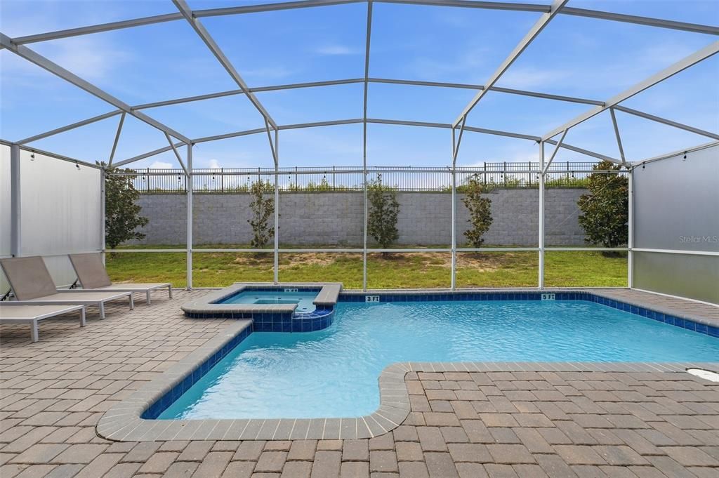 For Sale: $720,000 (9 beds, 5 baths, 4356 Square Feet)