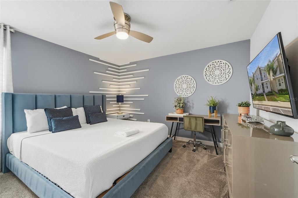 For Sale: $720,000 (9 beds, 5 baths, 4356 Square Feet)