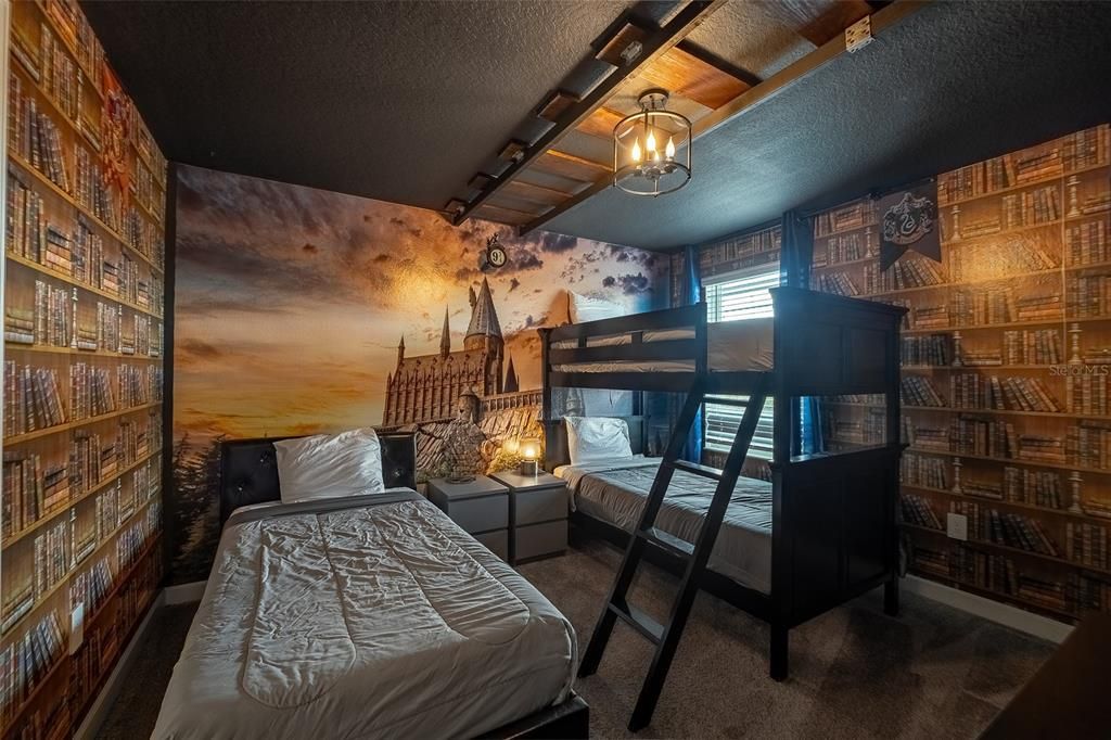 For Sale: $720,000 (9 beds, 5 baths, 4356 Square Feet)