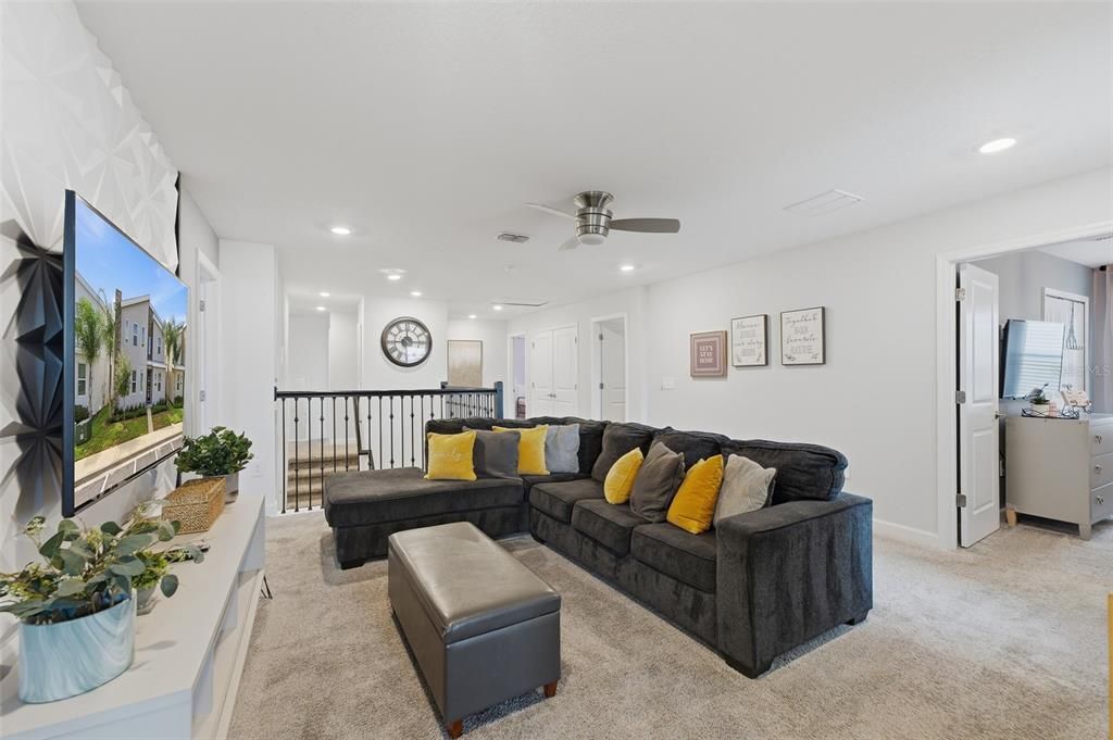 For Sale: $720,000 (9 beds, 5 baths, 4356 Square Feet)