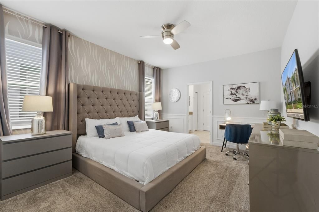 For Sale: $720,000 (9 beds, 5 baths, 4356 Square Feet)