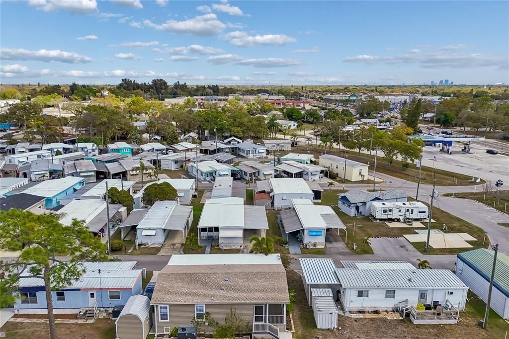 For Sale: $199,000 (1 beds, 2 baths, 864 Square Feet)