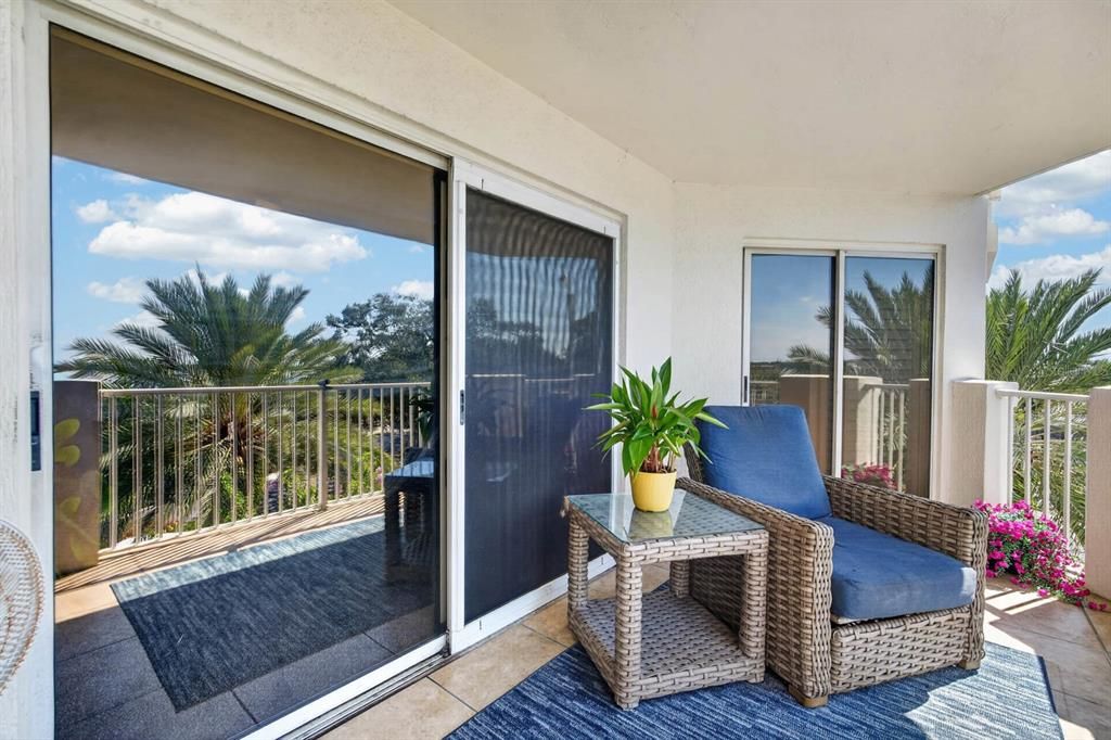 For Sale: $639,000 (3 beds, 3 baths, 2675 Square Feet)