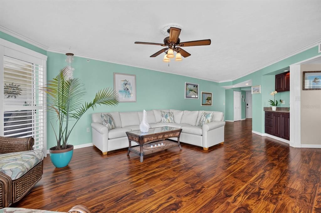 For Sale: $639,000 (3 beds, 3 baths, 2675 Square Feet)